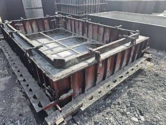 Zbiorniki betonowe Krzyż Wielkopolski w procesie produkcji